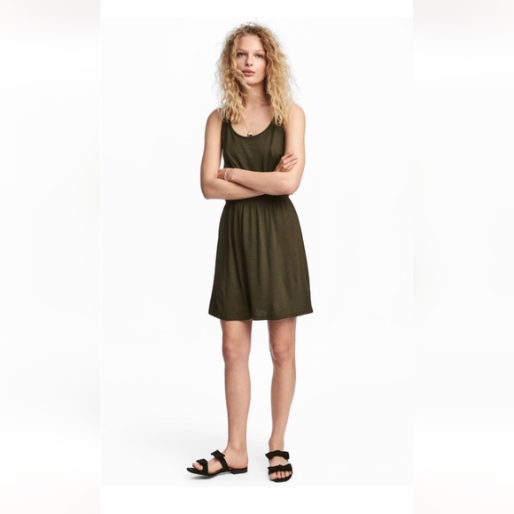 H&M Dresses & Skirts - H&M Sleevless Jersey Dress